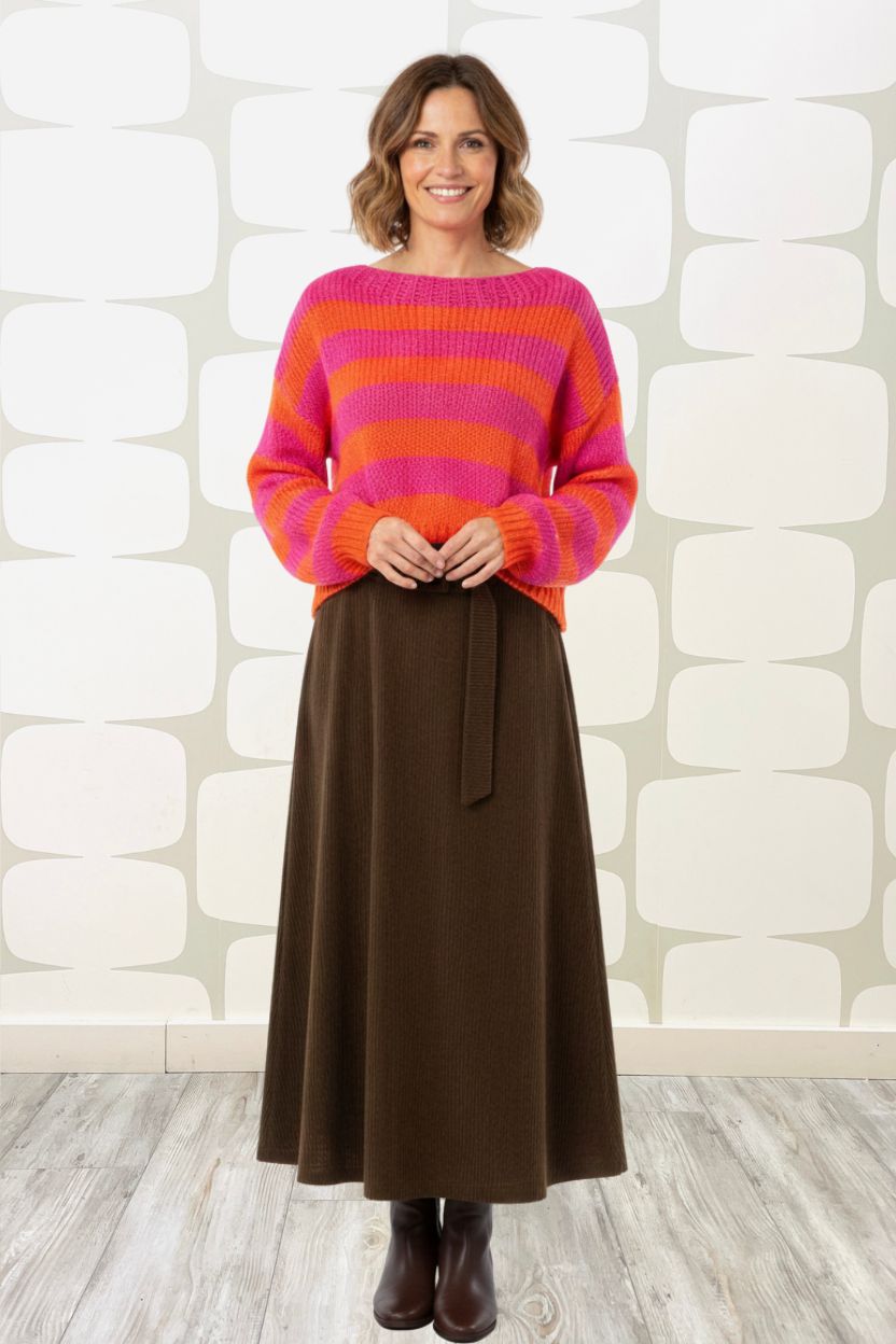 outfit con Maglione Luce a righe fucsia e arancio, Gonna Pedersen marrone