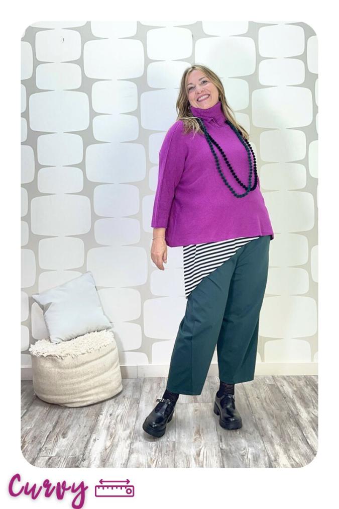 OUTFIT CURVY Maglia Graham magenta, Canotta Telly sartoriale a righe bianco nero, Pantalone Cornelio verde - fabbrica di giuggiole