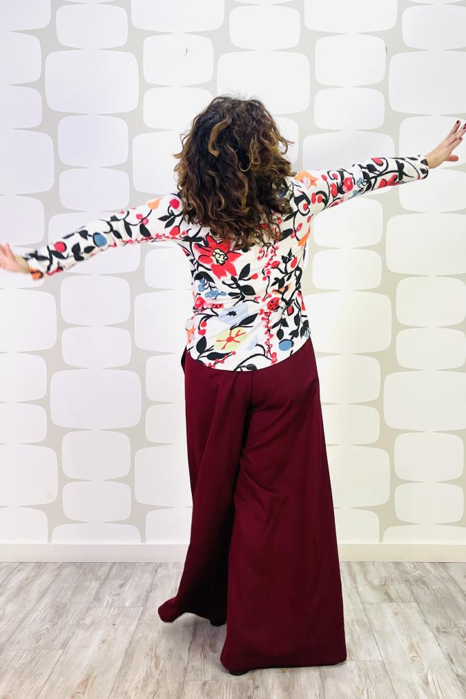 pantalone lauren curvy bordeaux con maglia peter fabbrica di giuggiole