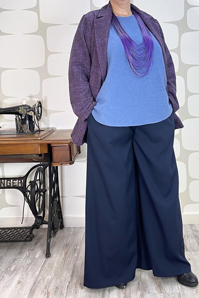 outfit curvy con Giacca Ajok, maglia marshall denim, Pantalone Lauren blu - abbigliamento femminile fabbrica di giuggiole