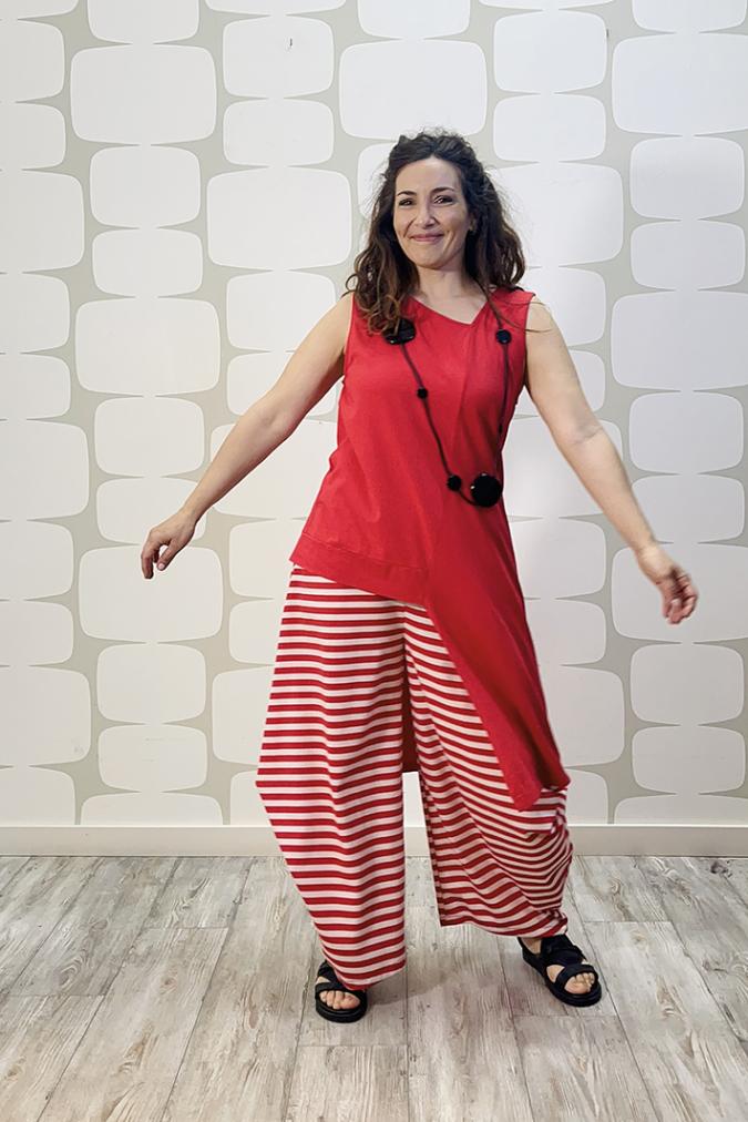 outfit con Canotta Florence rossa e Pantalone Allan a righe bianco e rosso