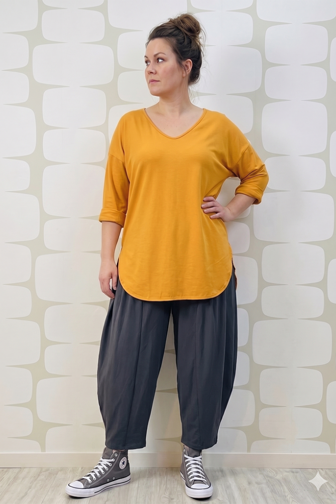 outfit con Maglia Allen ocra e Pantalone Hopper grigio