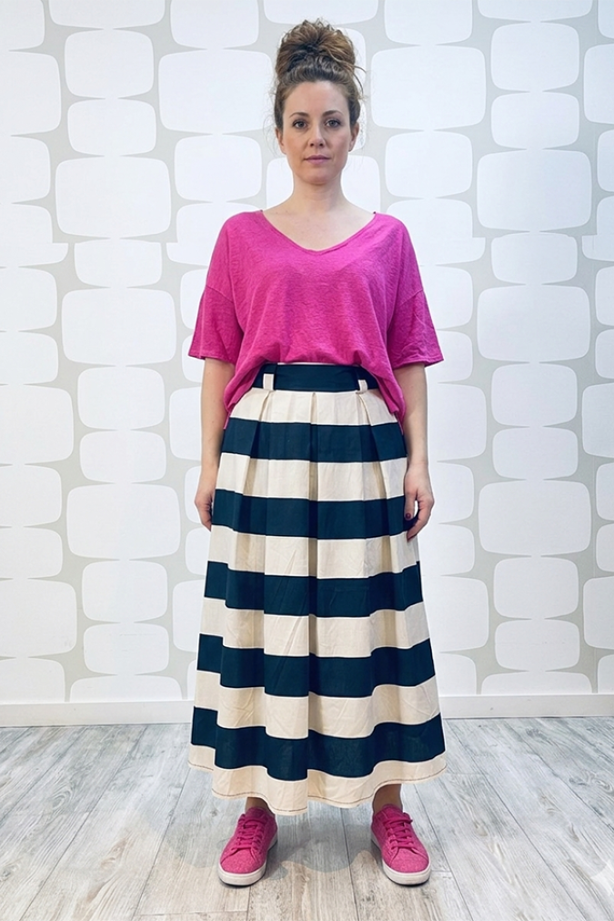 outfit con Maglia Bannister magenta e Gonna Bane