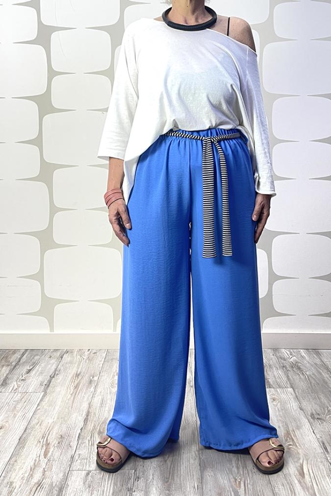  OUTFIT con Maglia Sophie sartoriale bianca e Pantalone Bogotà denim