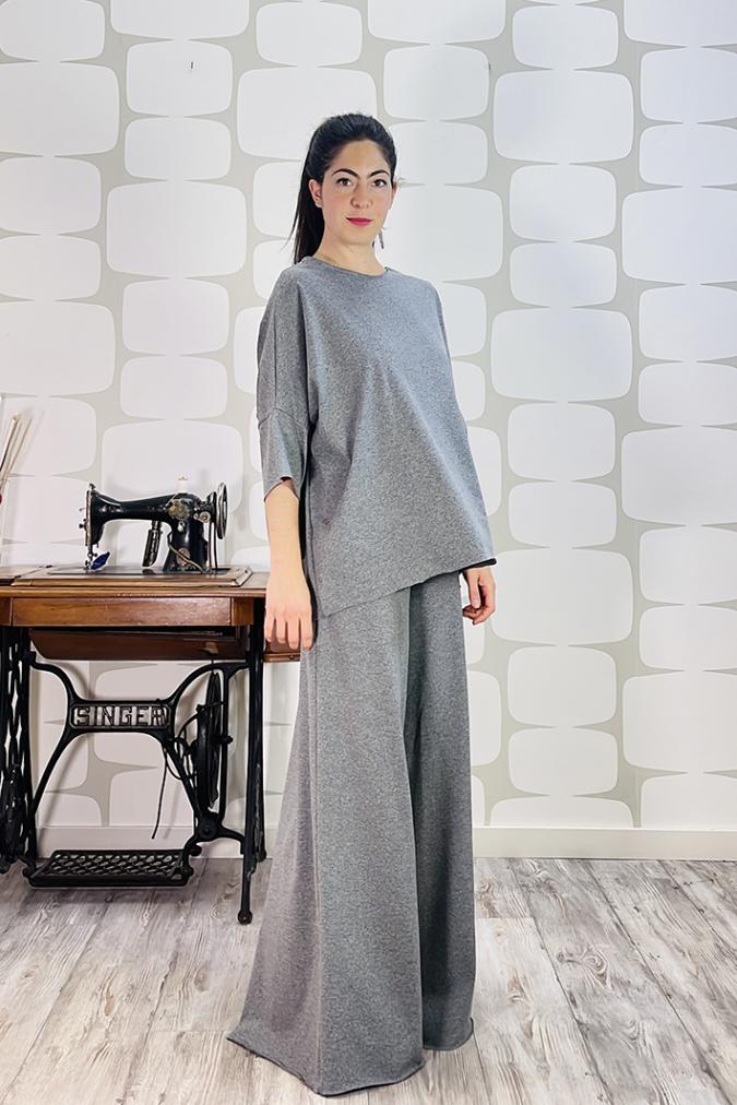 OUTFIT con Tuta Elysuite sartoriale grigia, Maglia Sense Summer sartoriale grigia