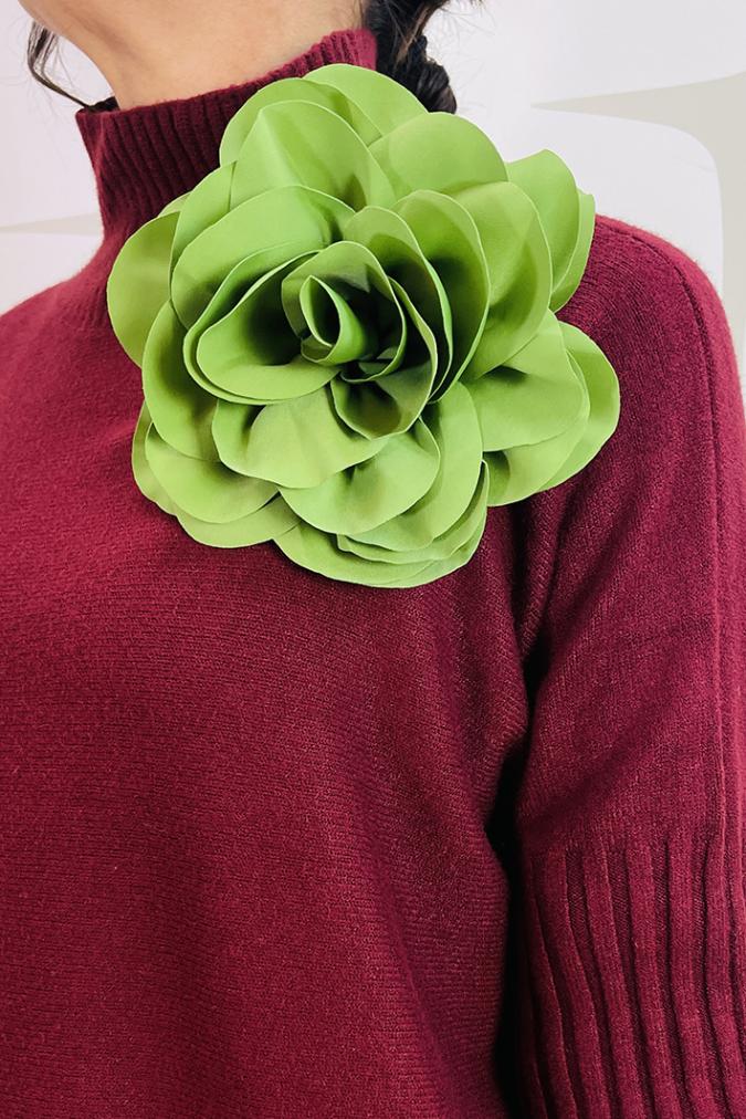 spilla hana a forma di fiore in stoffa color verde mela fabbrica di giuggiole