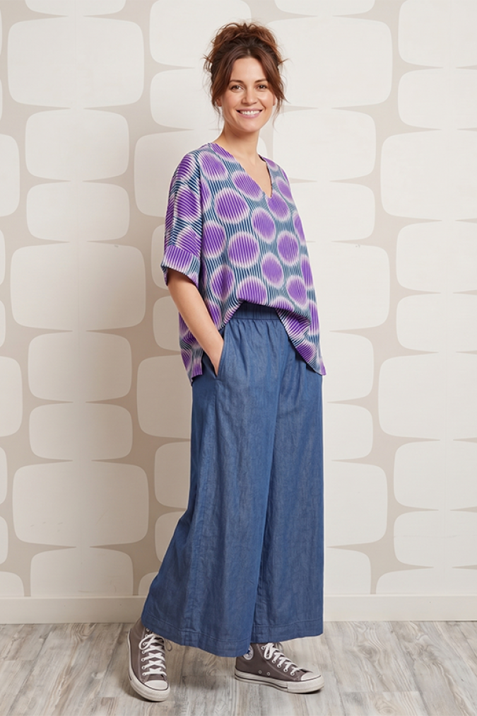 OUTFIT Maglia Hexagon sartoriale e Jeans Jane