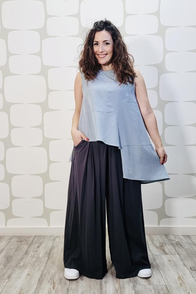  outfit con Blusa Kaede grigia e Pantalone Buckley grigio