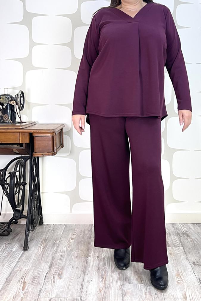 outfit curvy con Maglia Lawley vino e Pantalone Gregg vino - fabbrica di giuggiole abbigliamento femminile