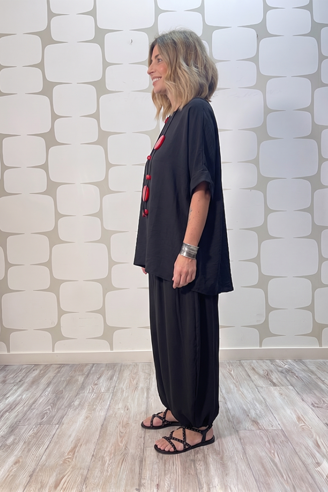 outfit Blusa Mace nero e Pantalone Yoda nero