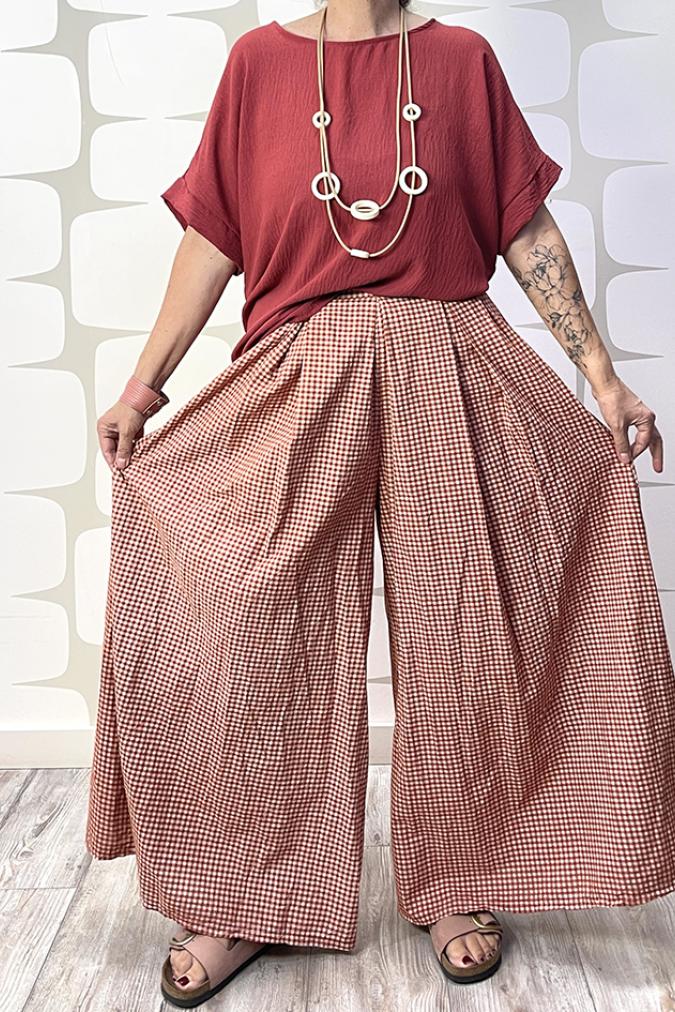 outfit con Blusa Maria coccio e Pantalone Peintures coccio