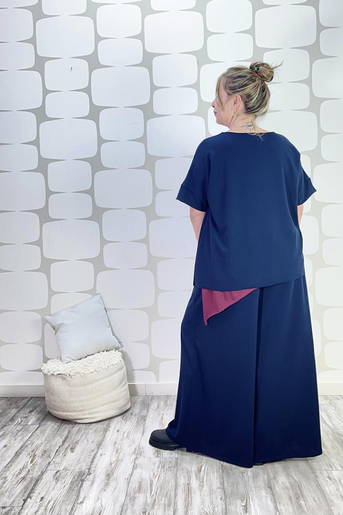 OUTFIT CURVY sartoriale Maglia Sandra sartoriale blu, maglia telly tinta unita sartoriale vino, Cardigan Gertrude vino, pantalone Palace Karlsson sartoriale blu - fabbrica di giuggiole