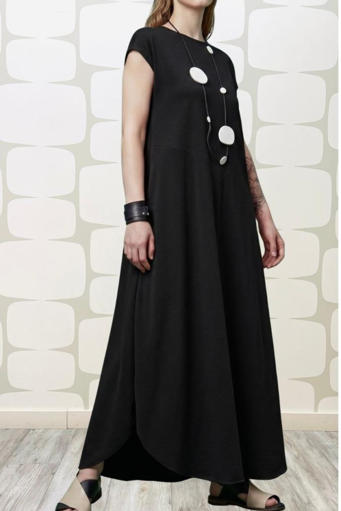 outfit con Abito Shonda sartoriale nero