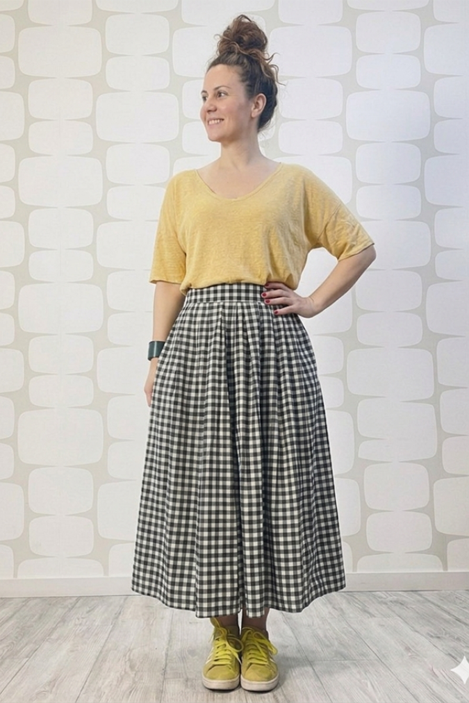 outfit con Maglia Bannister gialla e Gonna Vichy
