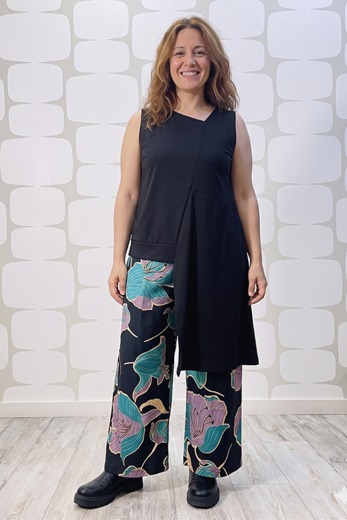 outfit con Canotta Florence nero e Pantalone Yuki